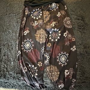 Floral Patterned Harem Pants